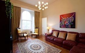 Altido Castle Terrace 3 Bedroom Apartment - Old Town